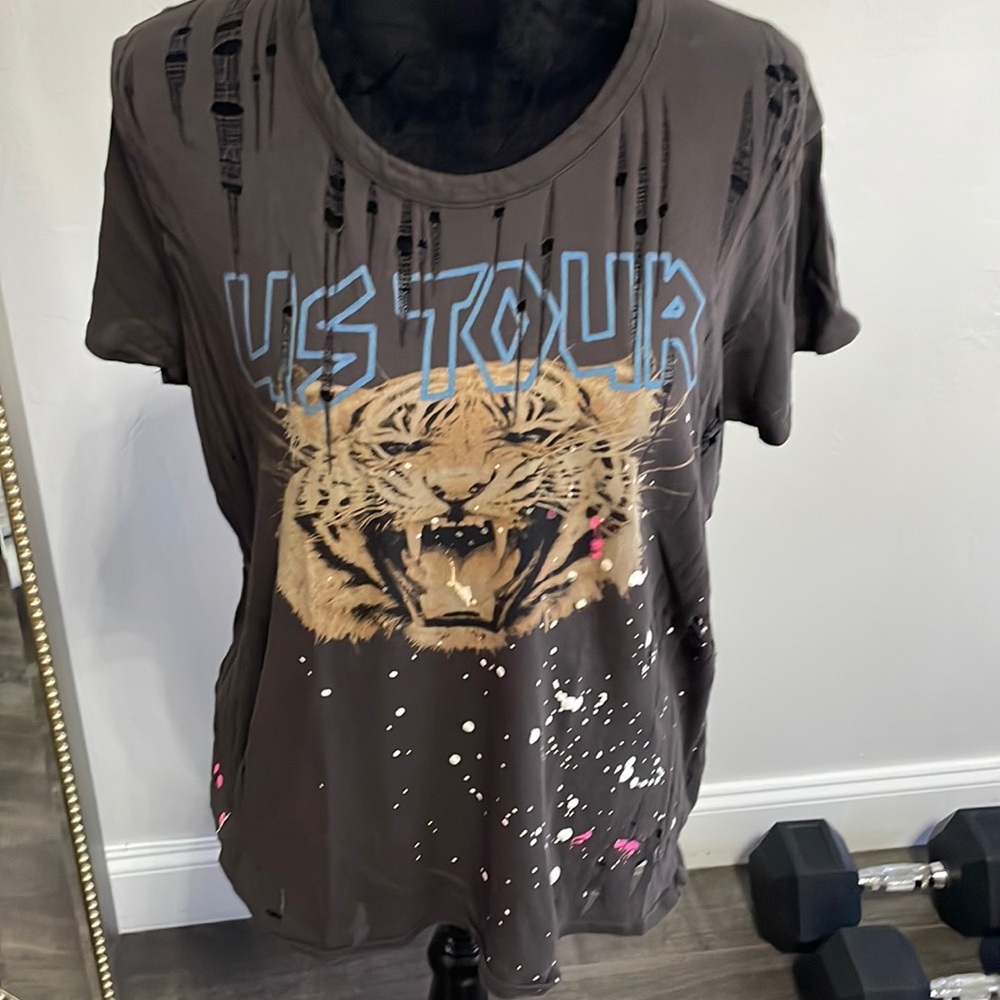 CHASOR US Tour distressed tee